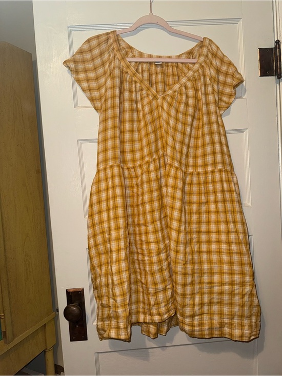Old Navy Dresses & Skirts - Old Navy Yellow Plaid Short-Sleeve Mini Dress